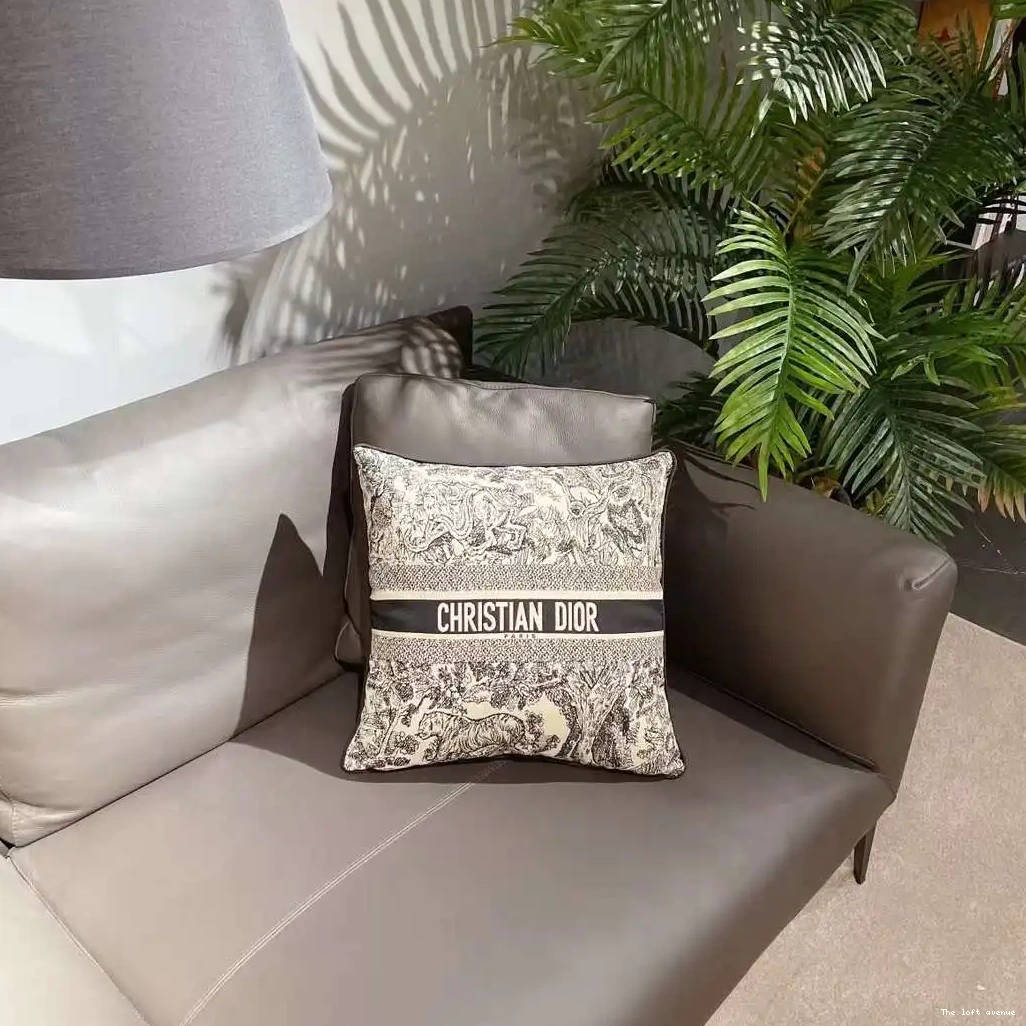 2.0 THROW PILLOW CHRISTIAN 0527